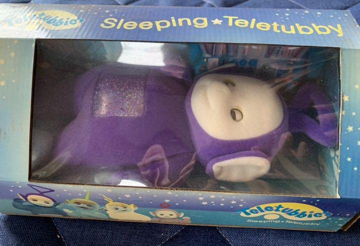ぬいぐるみ Sleeping Teletubby Tinky Winky Amazon.co.jp: Teletubbies Tinky Winky Sleeping Teletubbies